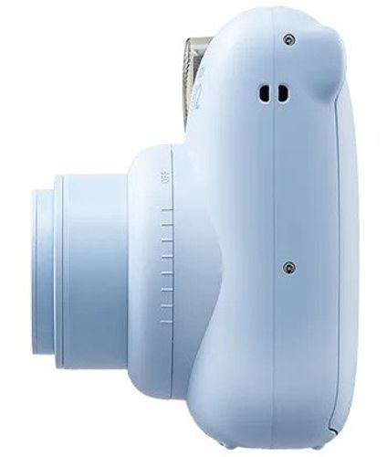 קיט מצלמת פיתוח מיידי Fuji Instax Mini 12 + דפים + מעמד עץ + שרשרת תליה + בלוק מגנטי