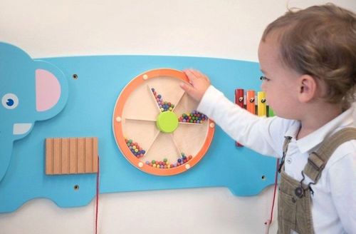 לוח פעילות גדול לתליה על קיר 3 פעילויות - פיל