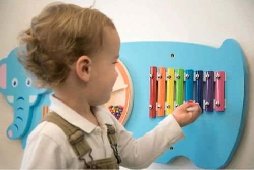 לוח פעילות גדול לתליה על קיר 3 פעילויות - פיל