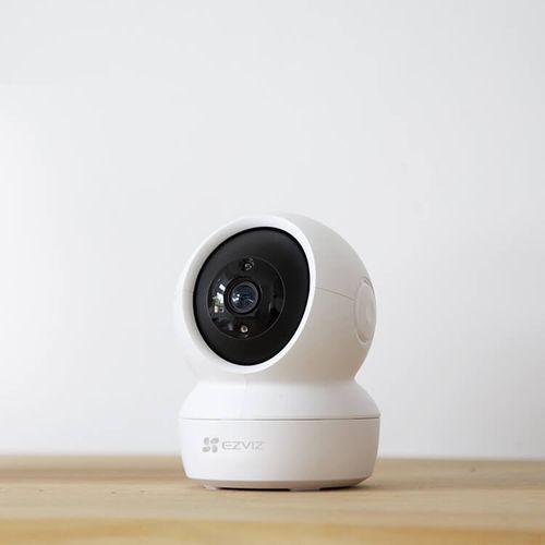  מצלמת אבטחה   ממונעת 360 מעלות    EZVIZ TY1 4M