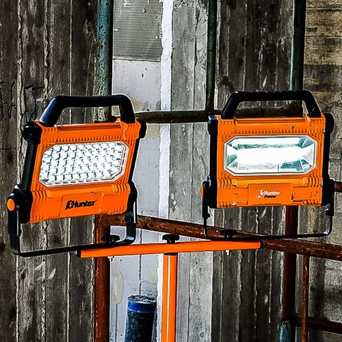 פרוז'קטור לד נטען 30W 