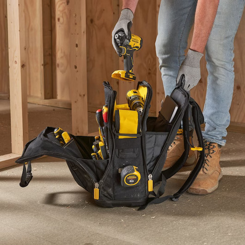 פתיחה מהירה FMST1-80144 FatMax Quick Access Premium Backpack