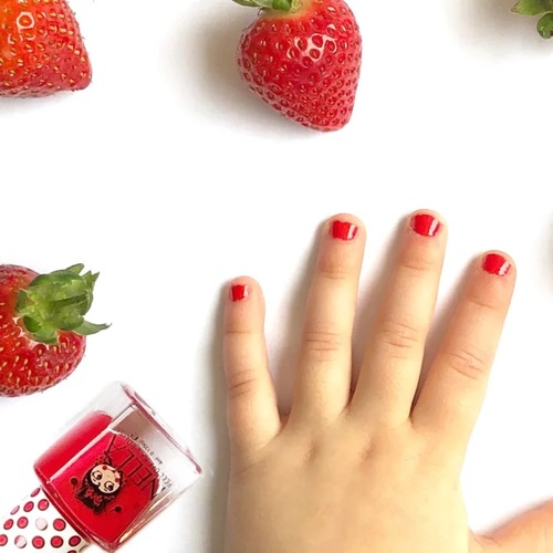 לק strawberry n cream