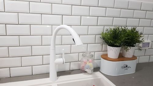ברז מטבח נשלף WAVE שחור AQUILA PREMIUM
