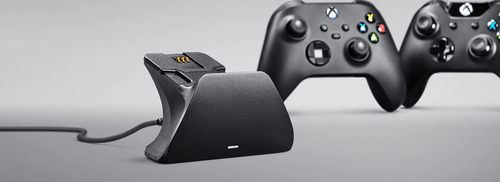 עמדת טעינה לבקרי Razer Xbox One