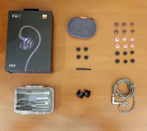 אוזניות Fiio FH3 IEM