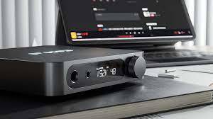 Fiio K11 מגבר אוזניות שולחני