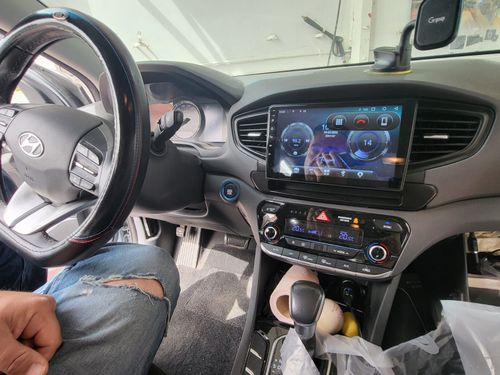 מערכת מולטימדיה ליונדאי איוניק 2020 genesis standart