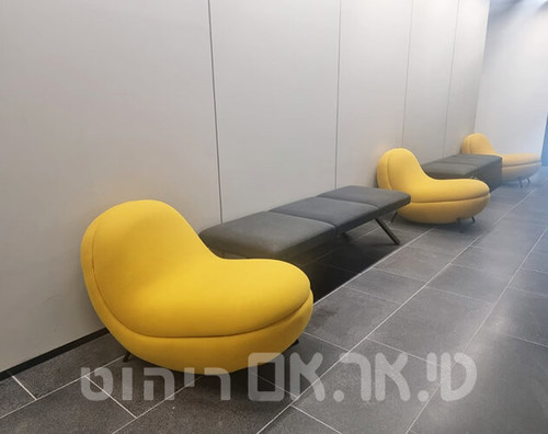 ישיבות מרופדות