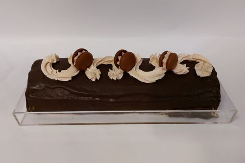 רולדה חלבית מדהימה בקופסת לוסייט אלגנטית