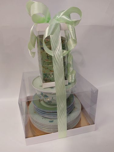 מארז 6 צלחות מנה ראשונה, 6 צלחות מנה עיקרית, 6 קעריות, קערת סלט ומגש PIP STUDIO