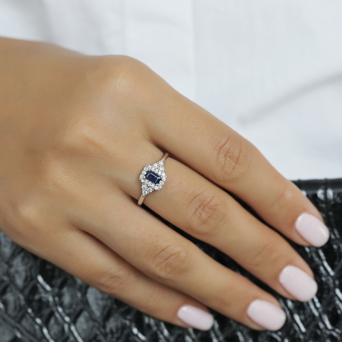 טבעת ספיר ויהלומים מזהב 14K