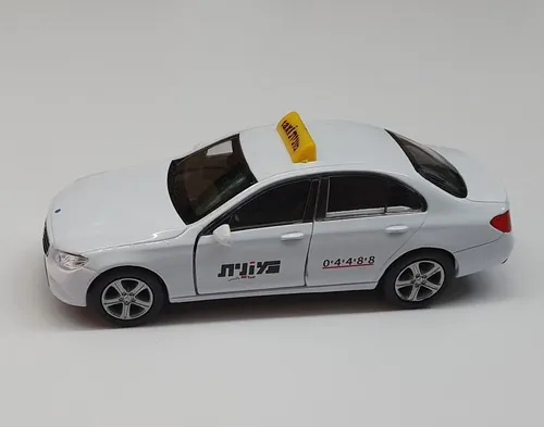 מקליט קול במכונית לילד