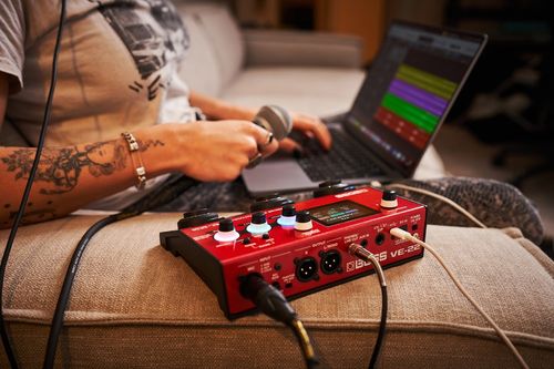 זוית נוספת BOSS VE-22 Vocal Performer