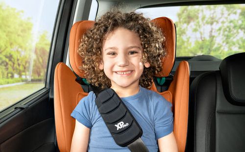 בוסטר לילדים קידפיקס פרו Kidfix PRO עם חיבור איזופיקס, אפשרות השכבה ובדים מנדפי זיעה - אפור