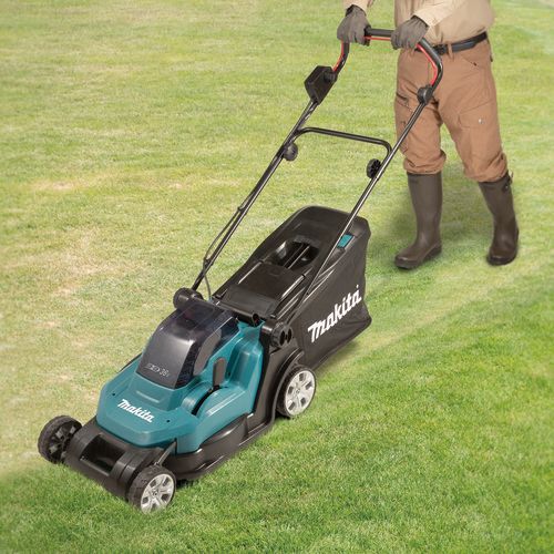 מכסחת דשא נטענת DLM432 2X18V Makita 