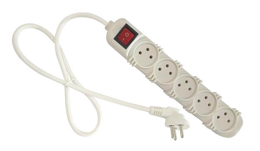 רב שקע 5 יציאות כולל מפסק וכבל עד 1 מטר