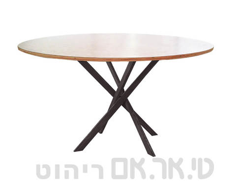 שולחן על בסיס דגם כוכב