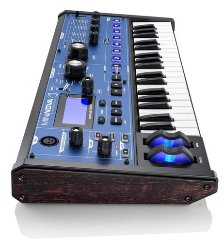 novation mininova synthesizer top side