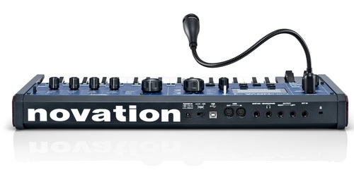 novation mininova synthesizer back