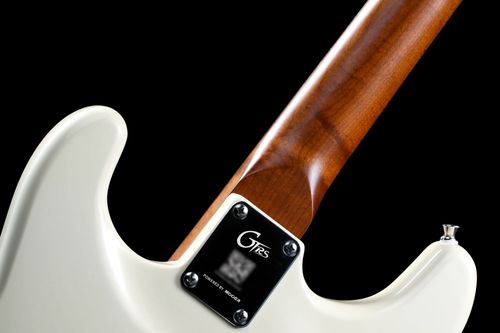גיטרה חשמלית חכמה Mooer GTRS Professional S800 Intelligent Guitar - Olympic White