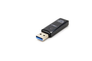 קורא כרטיסים אוניברסלי USB 3.0