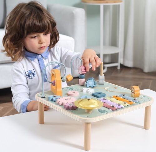 שולחן פעילות מוזיקאלי אנטראקטיבי מעץ עם מבוך חרוזים,קסיליפון ומגוון פעילות