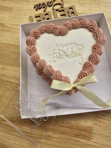 חותמת Happy birthday לבנטו בצק סוכר ועוד...