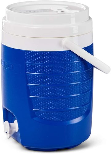 מיכל מים קשיח קולר 7.6 ליטר עם ברז שתיה IGLOO