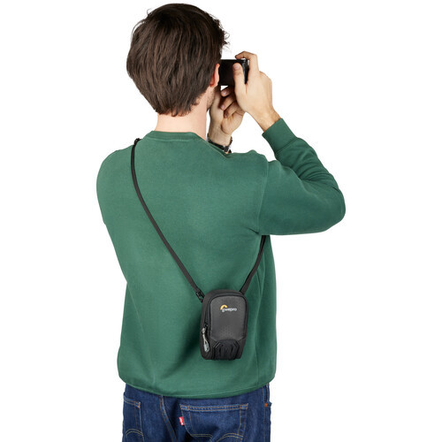 נרתיק שחור Lowepro Adventura CS 20 III