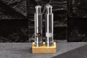 סט זוגי מלח ופלפל נירוסטה +מעמד עץ יוקרתי BERLINGERHAUS BH-7783