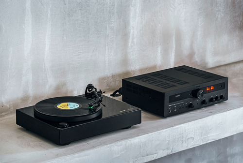 Magnat MTT 990 Turntable