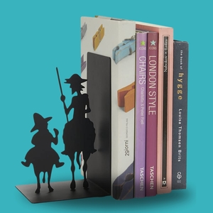 תומך ספרים דון קישוט Don Quijote