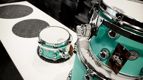 סט תופים מקצועי ds DRUMS Rebel Custom Shop  Birch Mahagony בגימור  Cadillac Green