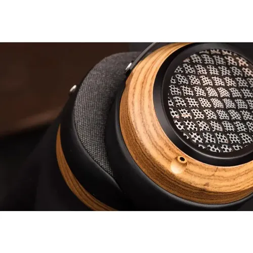 אוזניות פלנר מגנטיקס בעבודת יד מעץ זברה SENDY AUDIO AVIA