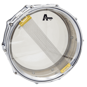 עור לסנר "10 (תחתון) Thin Snare Side מסדרת Resonant מבית ATTACK