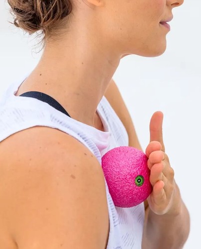 כדור עיסוי דגם BlackRoll Ball 12