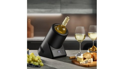 מקרר יין שולחני מעוצב CASO דגם VinoCase 1B 615