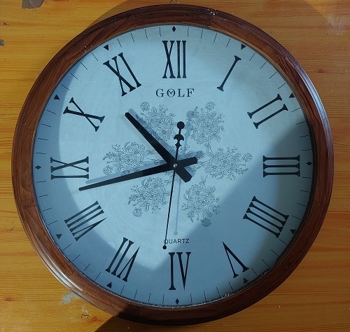 שעון קיר עשוי עץ טבעי