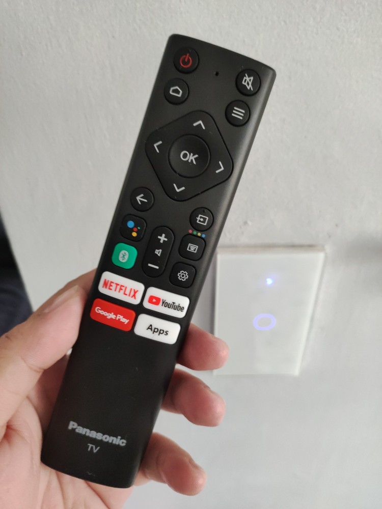 שלט קולי מקורי לטלוויזיה פנסוניק PANASONIC דגם : 06-PANSONIC
