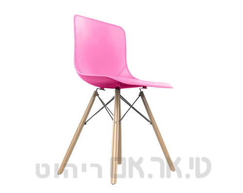 כסא דגם מאי ורוד