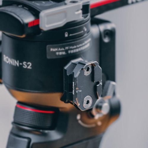 פלטת צד לגימבל Falcam F22 DJI Ronin Side Panel