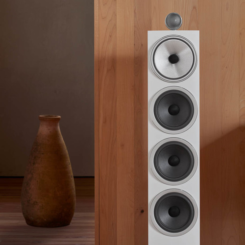 Bowers & Wilkins 702 S3