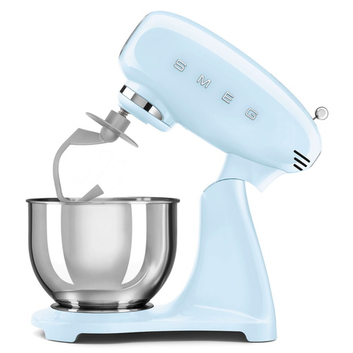 מיקסר מקצועי בעיצוב רטרו 4.8 ליטר Smeg סמג SMF03 תכלת