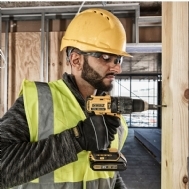מברגה/מקדחה רוטטת Dewalt 18V DCD778S2T