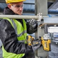 מפתח בוקסות  Dewalt 18V DCF894P2