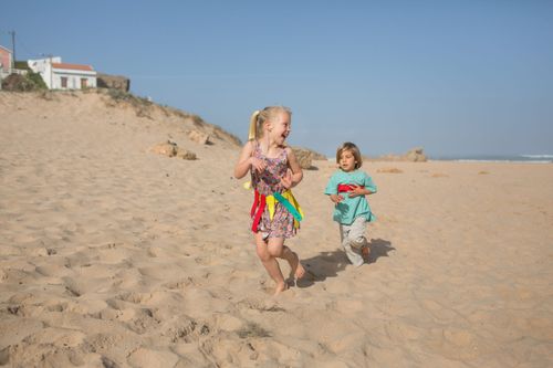 משחק הזנבות Catch & Snatch - מי יתפוס ראשון את הזנב של חברו?