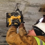 פטישון Dewalt DCH273P2 18V