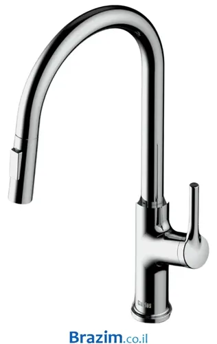 ברז מטבח נשלף K570-C מבית Carlos עם 2 מצבי זרימה ועמידות בפני קורוזיה בגימור כרום.