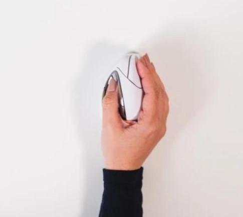 עכבר מחשב ארגונומי אנכי לבן Evoluent VerticalMouse 4